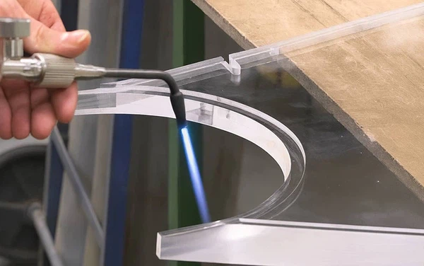 Finishing of Acrylic and Polycarbonate Finishing of Acrylic and Polycarbonate